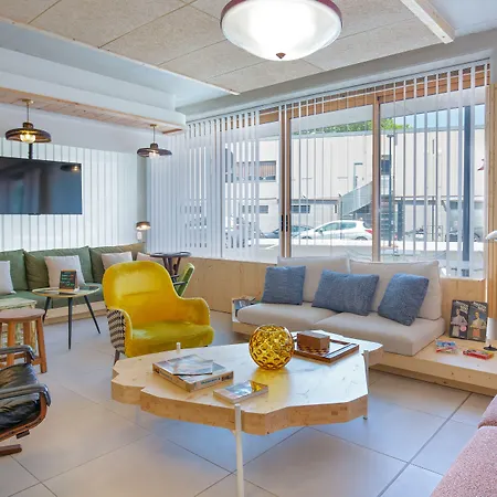 Ibis Styles Salon De Provence-2