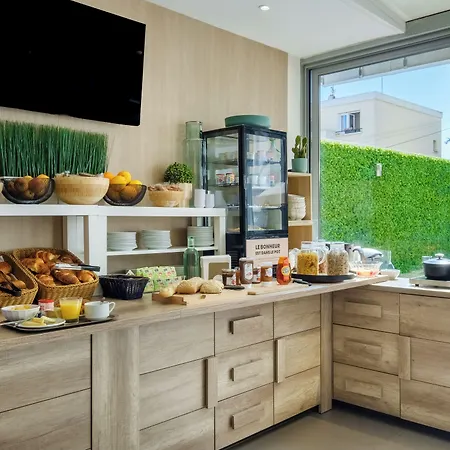 B&B Hotel Antibes Juan-Les-Pins-2