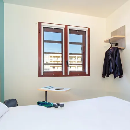 Ibis Budget Perpignan Centre - Hotel Economique Au Centre Ville De Perpignan-2