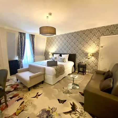 Hotel & Spa Le Grand Monarque, BW Premier Collection-2