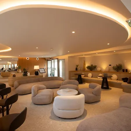 Golden Tulip Avignon Le Paradou-2
