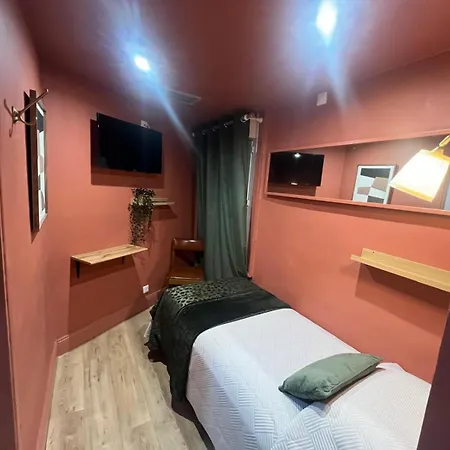 Hotel Comedie - Place De La Comedie Corum-2