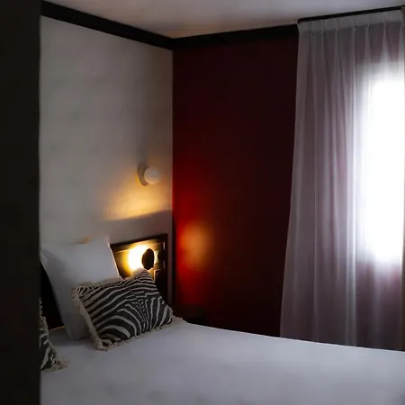 Hôtel Alliance - Proche Paris-3