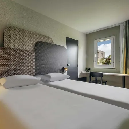B&B Hotel Niort Sud Venise Verte-3