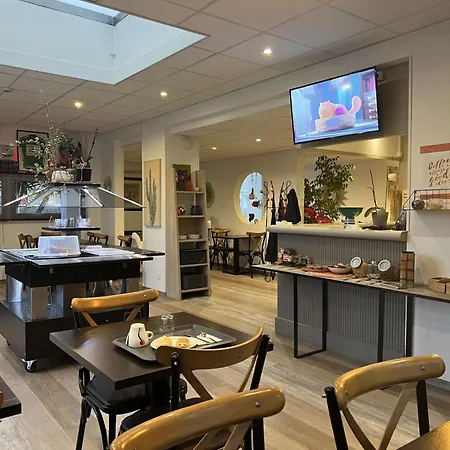 Contact Hotel Marseille Aubagne-3