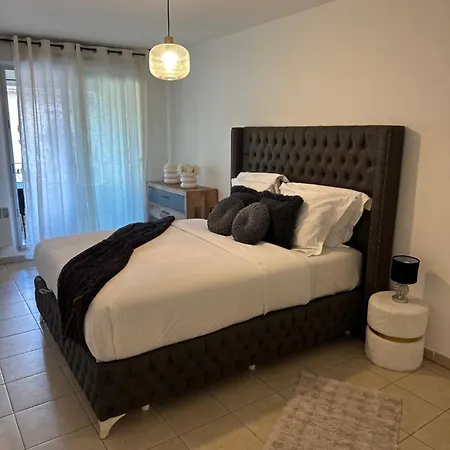 Superbe appartement tout équipé avec parking.-2