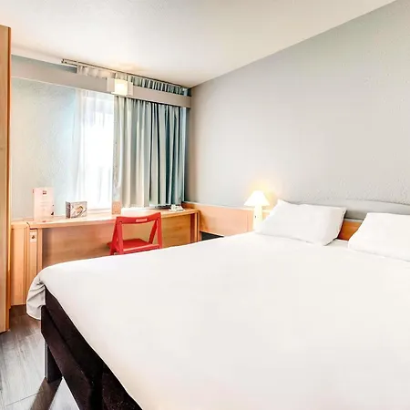 Ibis Agen Centre - Rénové en 2026-2