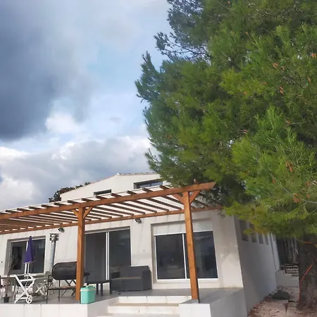 appart hôtel avec jardin-2