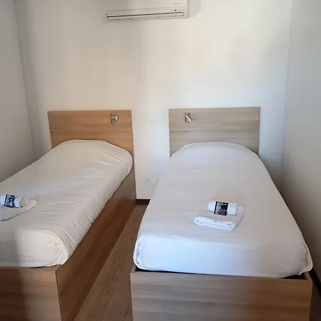 Enzo Hotels Loudeac-3