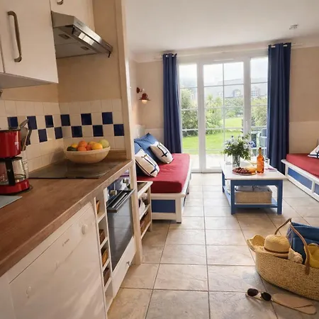 LocaLise - Maison E4 au Guilvinec - A 20m de la mer avec jardin et piscine - Tout à pied, plages, port, centre, commerces, marché - Wifi inclus - Linge de lit inclus - Animaux bienvenus-3