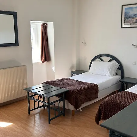 Hotel Du Rocher-3