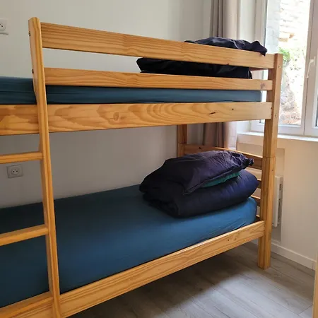La Plage A 2 Pas: Beachside Apartments with Netflix and Services-3