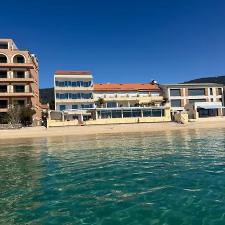 Grand Hotel Moriaz-3