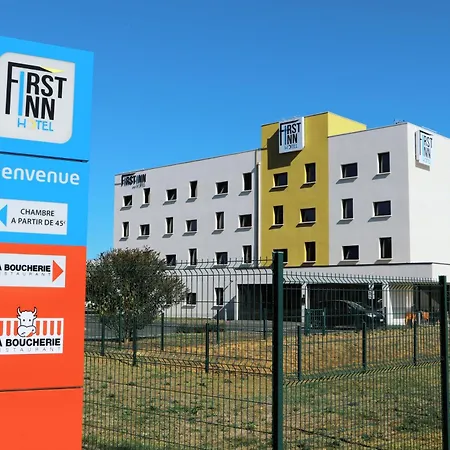 First Inn Hotel Blois-2