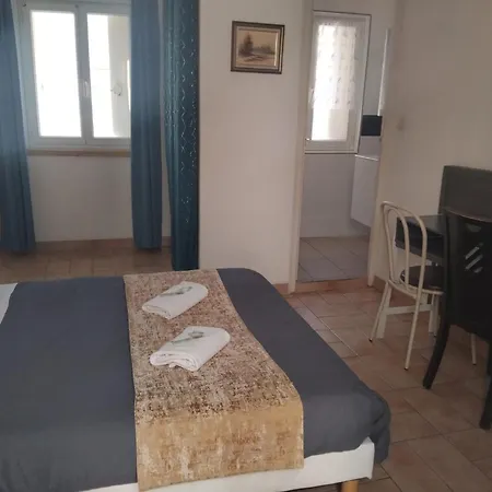 l'Hotel du port-3