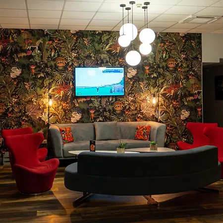 Sure Hotel By Best Western Les Portes De Montauban-3