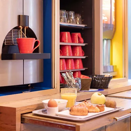 Ibis Styles Lyon Gerland-3