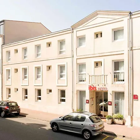 Ibis Rochefort-3