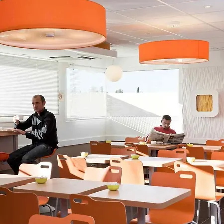 Ibis Budget Istres Trigance-2