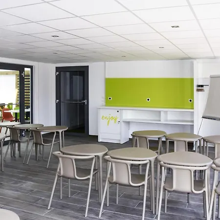 Ibis Budget Langres-2