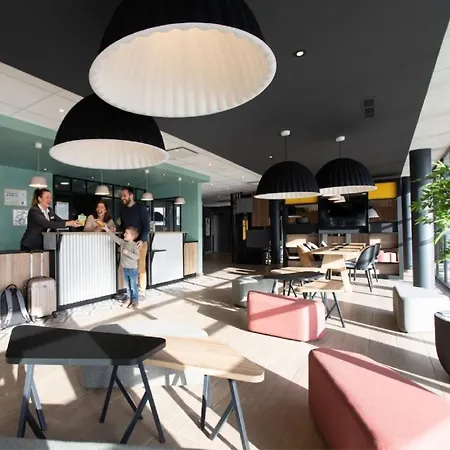 B&B HOTEL Compiègne-3