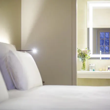 Mercure Rennes Centre Place Bretagne-3