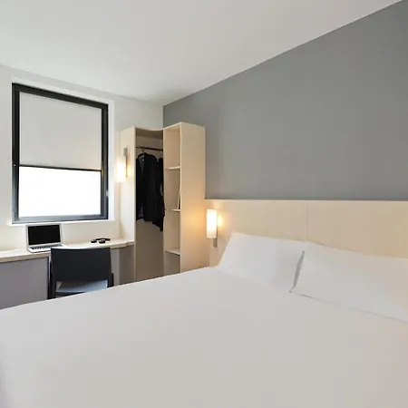 Ibis Budget Cannes Centre Ville-2