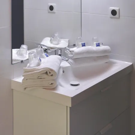 Ibis Budget Hyères-2
