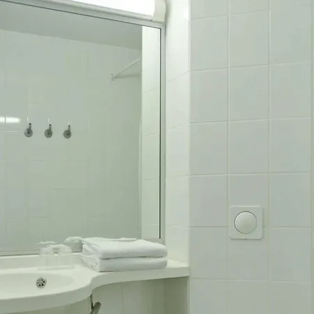 Ibis Budget Bollene-3
