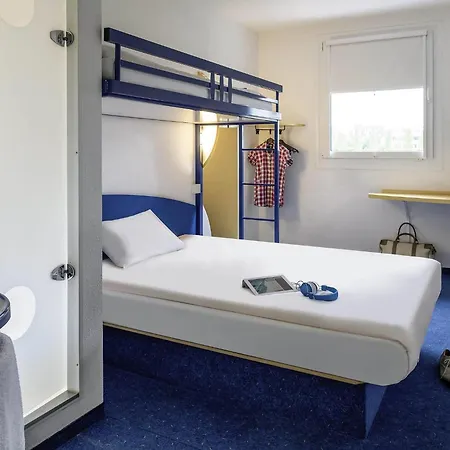 Ibis Budget Rochefort-3