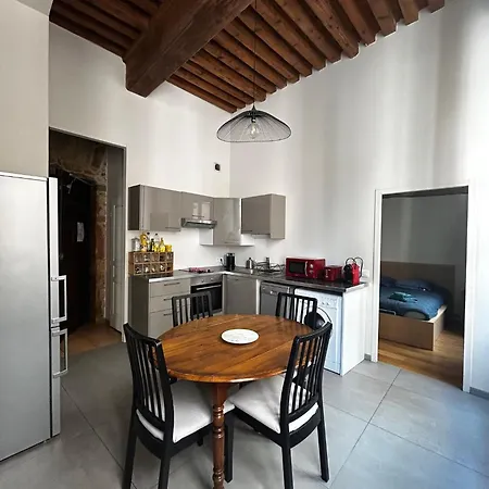 Coeur Vieux Lyon, 60 M2 Lumineux Tout Confort-2