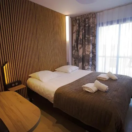 Hotel Arcantis Le Voltaire-3