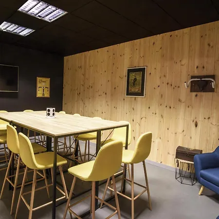 Greet Hotel Evreux Centre - ex Ibis Budget-2