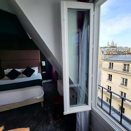 Accueil Hôtel Paris Pigalle Montmartre-3
