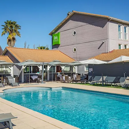 ibis Styles Aubagne Gemenos-2