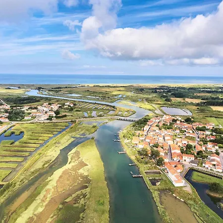 ibis Styles St Gilles Croix de Vie centre-ville-2