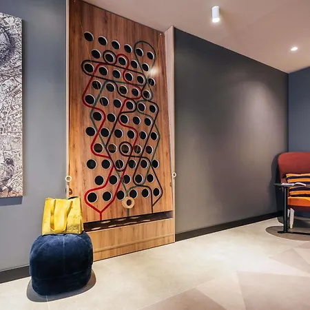 ibis Styles Le Mans Gare Sud-3