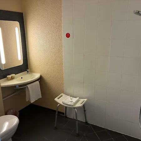 ibis Lorient Centre Hôtelier-3