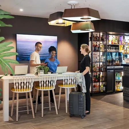 Novotel Rennes Alma-3