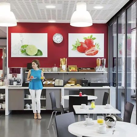Aparthotel Adagio Access Paris Clichy-3
