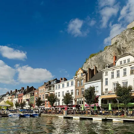 Ibis Budget Givet-3