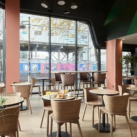 B&B HOTEL Paris Ivry Quai de Seine-3