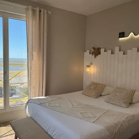 Acadie Saint Victor - Hôtel restaurant -Face mer- Châtelaillon plage-2
