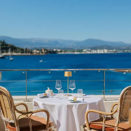 Chateau De Theoule Hotel & Spa-2