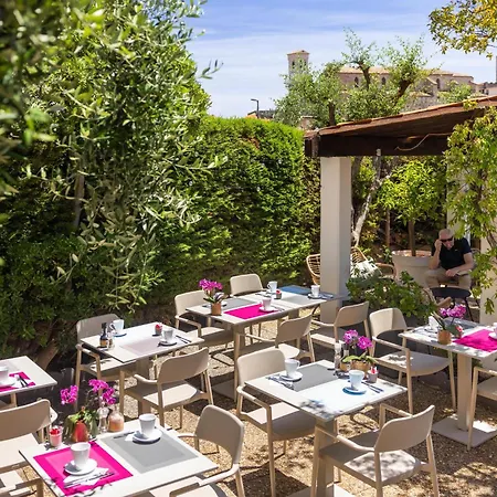 Best Western Hotel Des Orangers Cannes-2