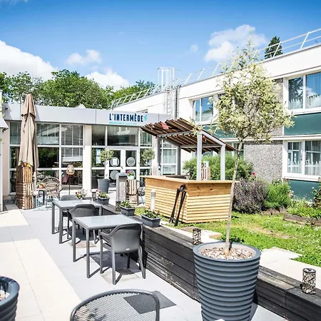 Novotel Evry Courcouronnes-3