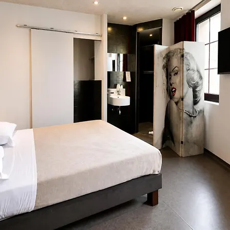 7Art Hotel-2