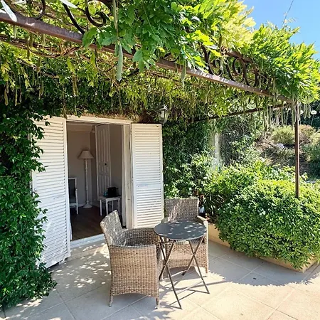 Villa Kilauea B&B-2