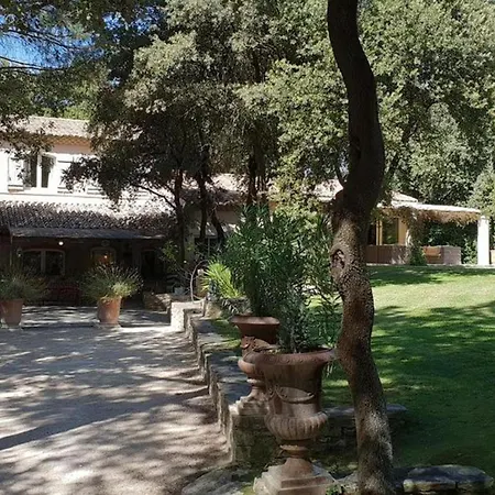 Villa de 4 chambres avec piscine privee jardin clos et wifi a Orange-2