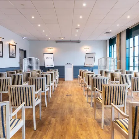 SOWELL HOTELS Le Beach-3